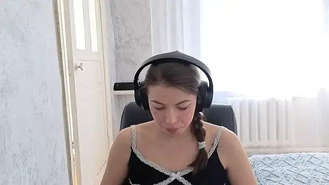 CutieAnny from StripChat is Freechat