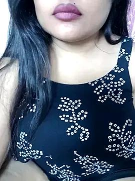 Cuty-Lina from StripChat is Freechat