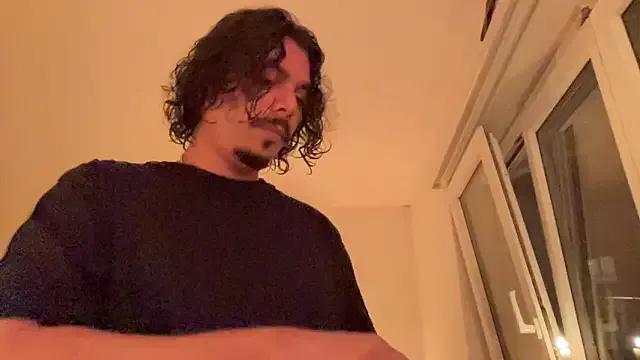 daddyvibes from StripChat is Freechat