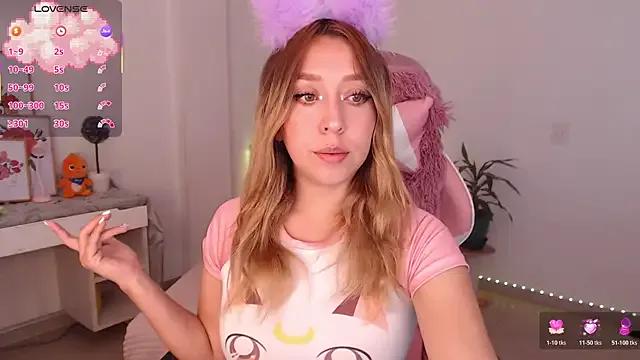 Dahlia__espresso from StripChat is Freechat