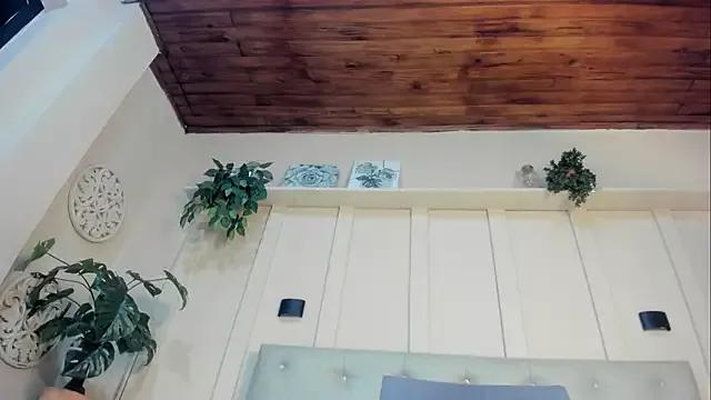 Daiisy_kiss from StripChat