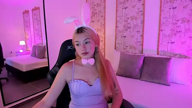 daniand_ from StripChat is Freechat