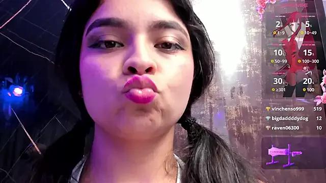 daniela_williams from StripChat is Freechat