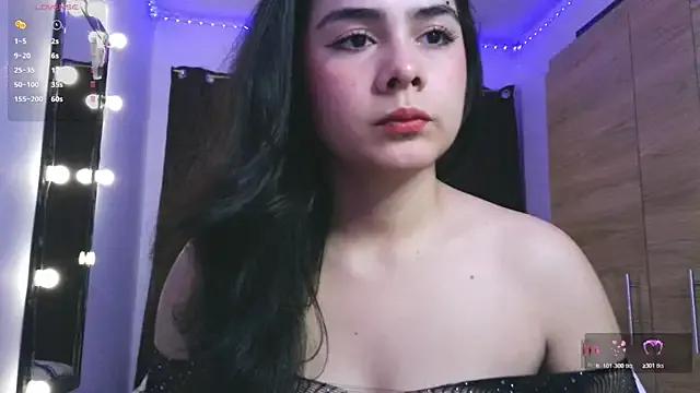 Daniela_zs from StripChat is Freechat
