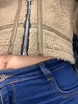 Freechat Daphnee-x on StripChat