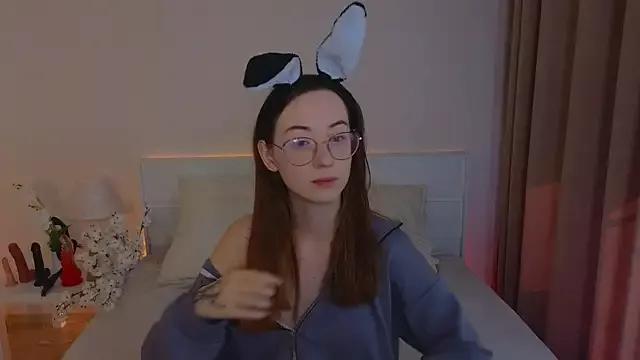 Try girls webcam shows. Sweet cute Free Performers.