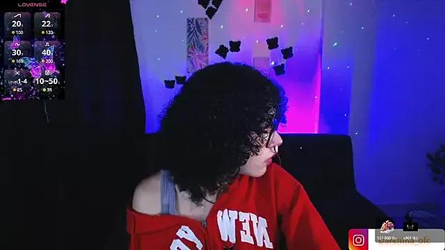 darknina_nj from StripChat is Freechat