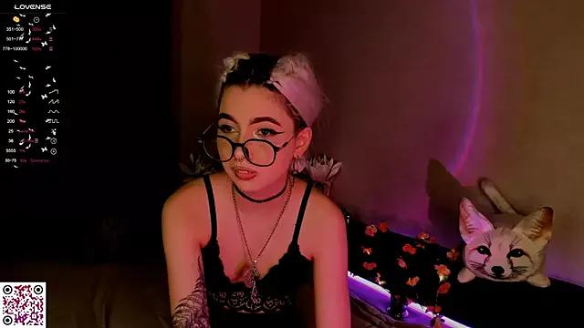DarleneHamblett from StripChat is Freechat