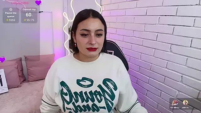 Darling_tay from StripChat is Freechat
