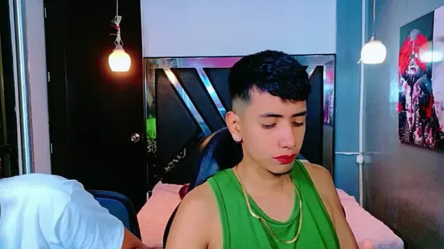 Try girls webcam shows. Sweet cute Free Performers.