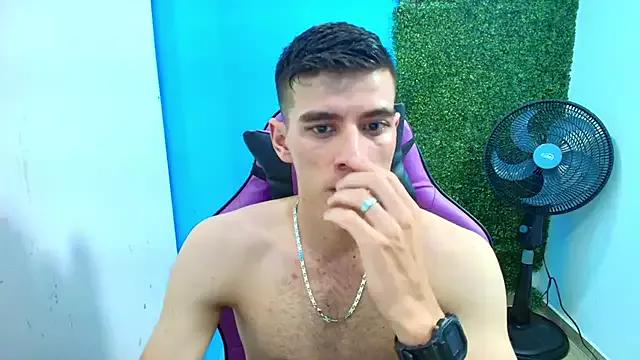DEIBY_BABY from StripChat