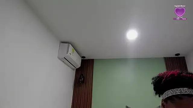 delaylacruz from StripChat is Freechat