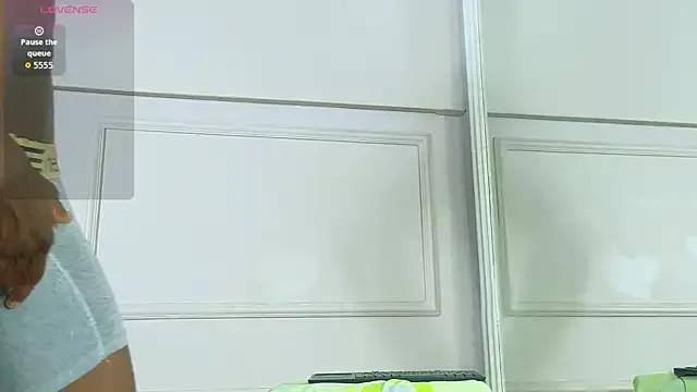 DereckWolf_ from StripChat is Freechat