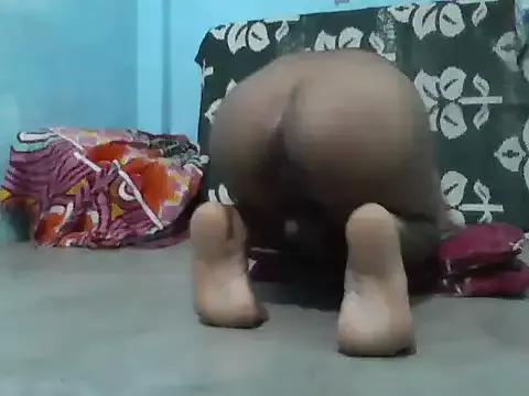 Desidashingboy from StripChat is Freechat