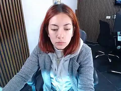 desk_desire from StripChat is Freechat