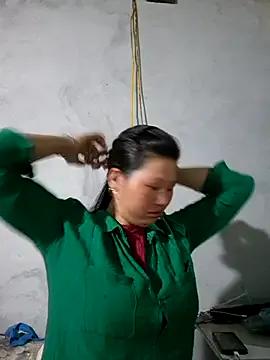 diamond-- from StripChat is Freechat