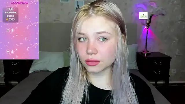 Diana_Dream from StripChat is Freechat