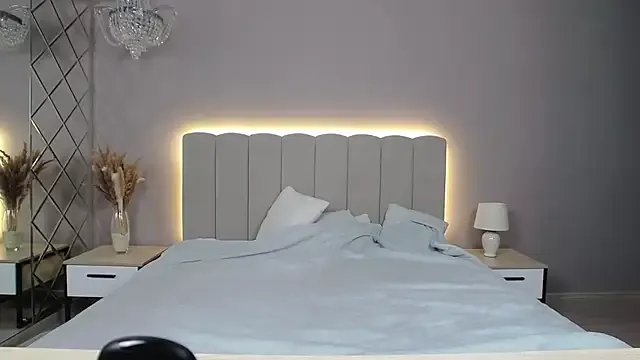 Freechat DianaMello on StripChat