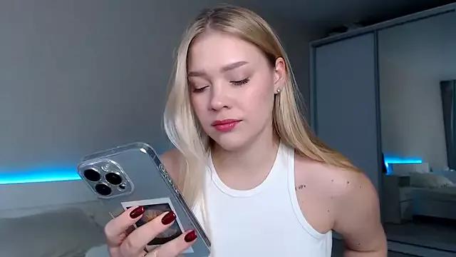 Try girls webcam shows. Sweet cute Free Performers.