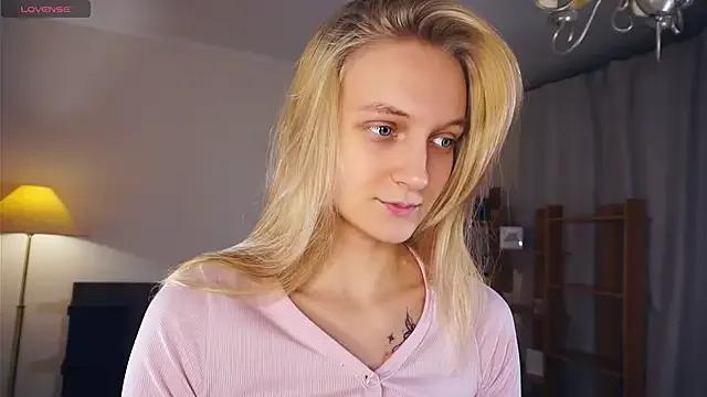 Try girls webcam shows. Sweet cute Free Performers.