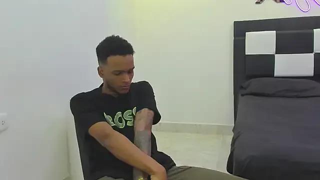 Dinasty_Moon_ from StripChat is Freechat