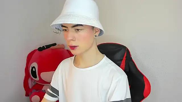 divine_philp77 from StripChat is Freechat