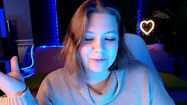 DjennaPalme from StripChat is Freechat