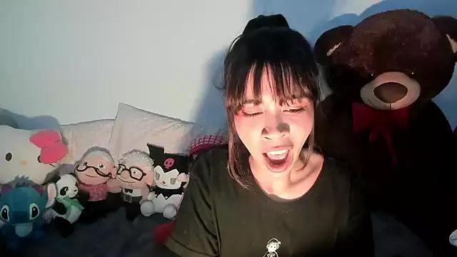 dolliette24 from StripChat