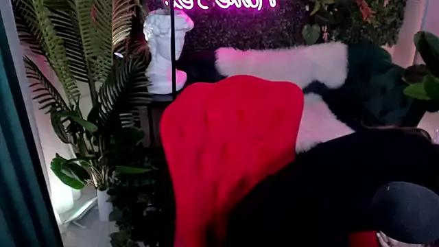 Dolly_Blad from StripChat is Freechat