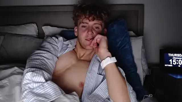 DominantAlex18 from StripChat is Freechat