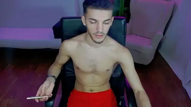 DominicValente from StripChat is Freechat