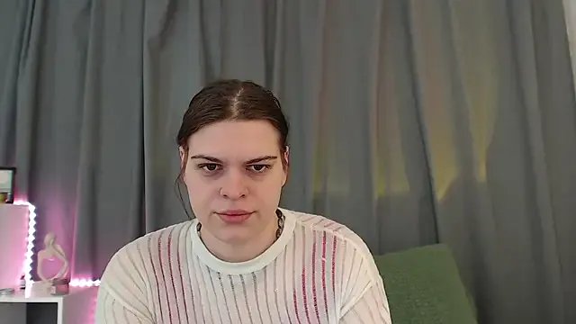 Dona_Mafia from StripChat is Freechat