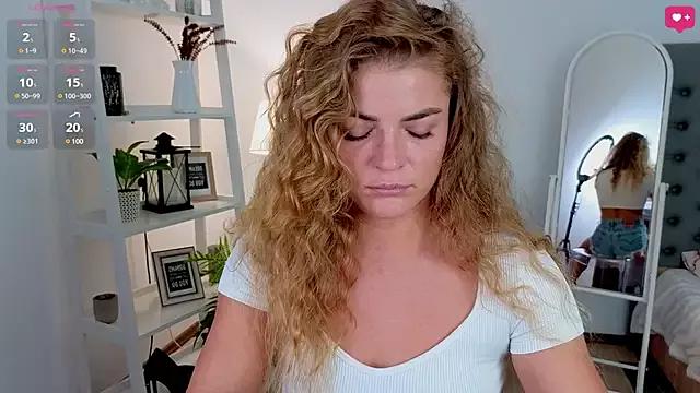 Donna_Sun from StripChat is Freechat