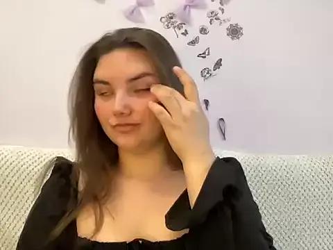 Dreamyblushfairy from StripChat is Freechat