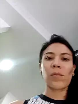 Dulcelatin21 from StripChat