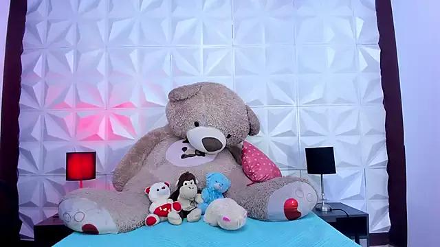 Try girls webcam shows. Sweet cute Free Performers.