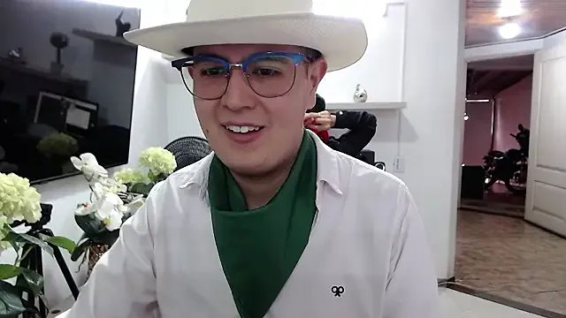 dylan_santiago_ from StripChat is Freechat