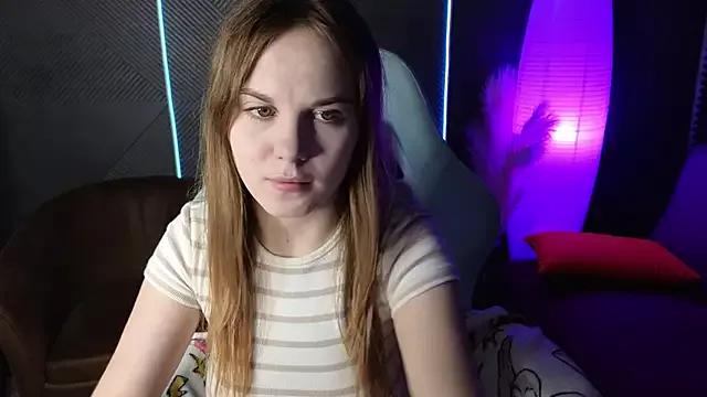 Dyna_bae from StripChat