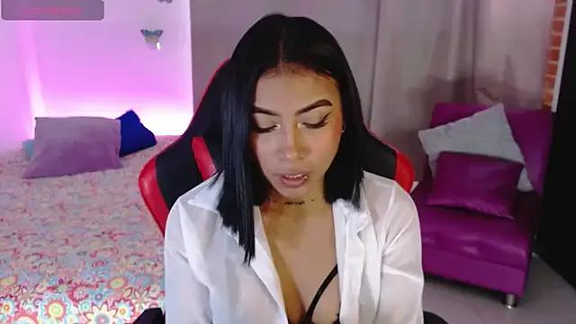 Try girls webcam shows. Sweet cute Free Performers.