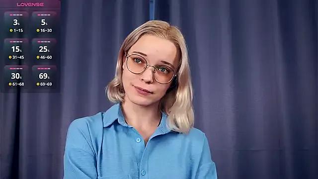 EdaKirkIin from StripChat