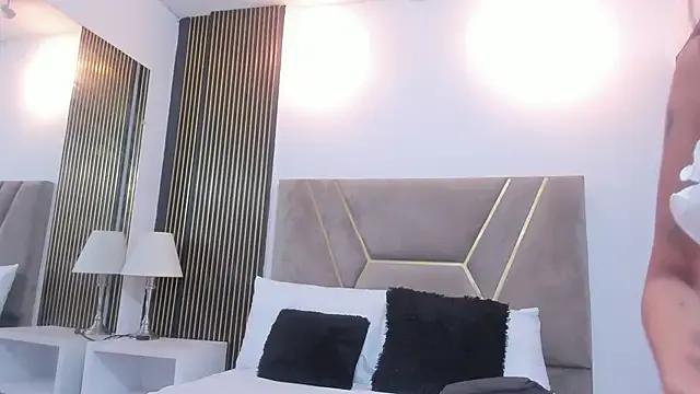 Eiimy_Cooper_ from StripChat is Freechat