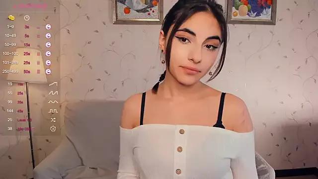 EIvinaEdgeworth from StripChat is Freechat