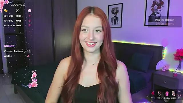 EleanorePeach from StripChat