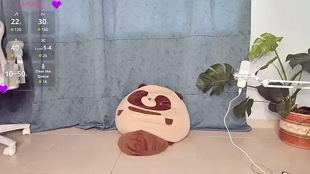 Elektra_williams from StripChat is Freechat