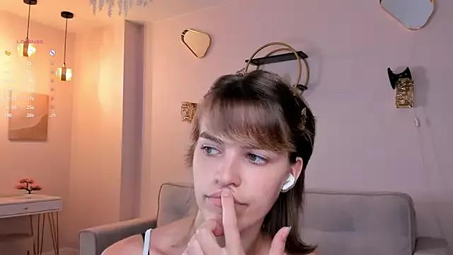 EleneButton from StripChat is Freechat