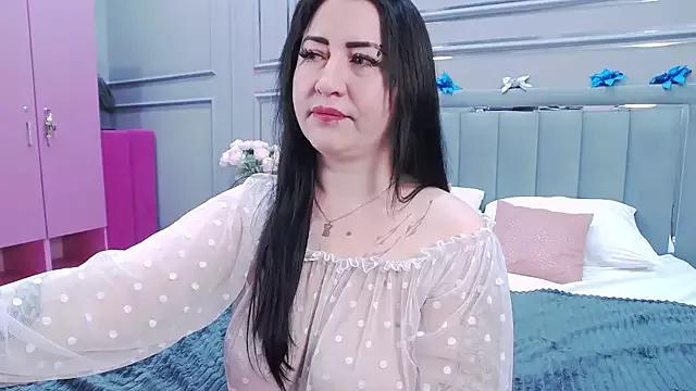 ElianaBlakes from StripChat is Freechat