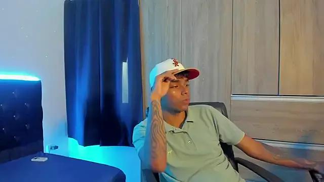 elias_ford from StripChat is Freechat