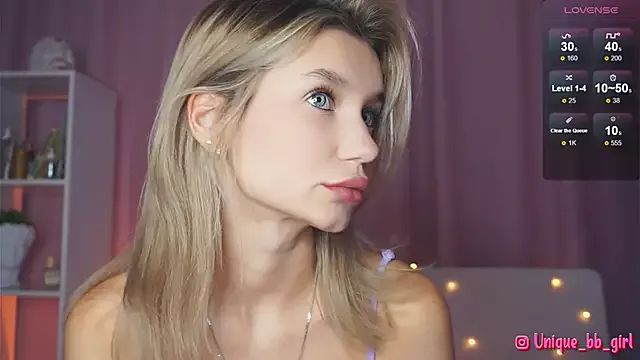 Elisa_Unique from StripChat is Freechat