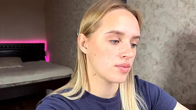 Try girls webcam shows. Sweet cute Free Performers.