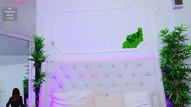 ElisaCharm from StripChat is Freechat